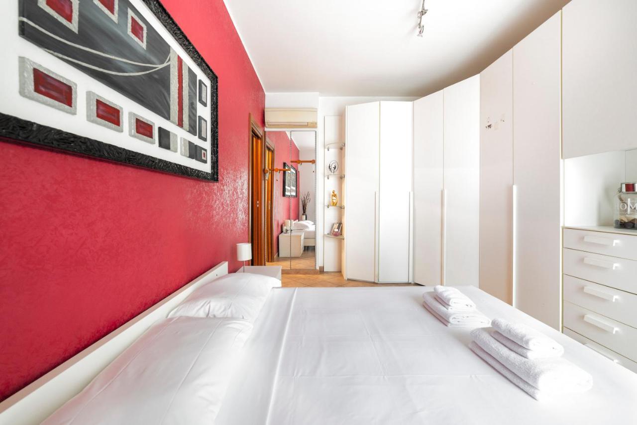 Martesana Flat With Balcony - M1 Gorla And Turro Apartment Mailand
