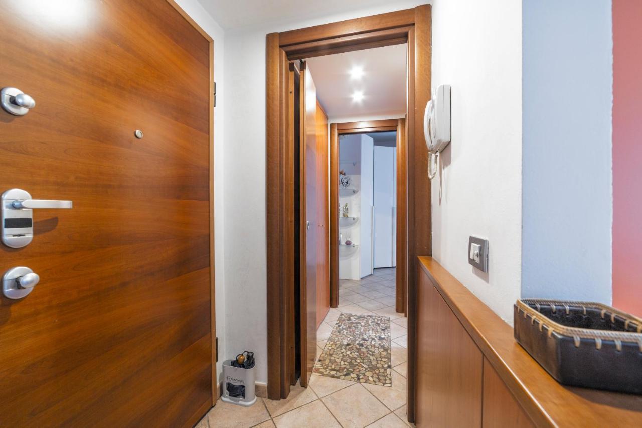 Martesana Flat With Balcony - M1 Gorla And Turro * Mailand